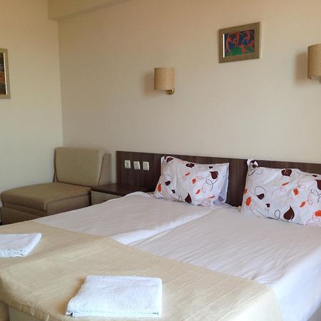 Hotel Laguna Lozenets Rum bild